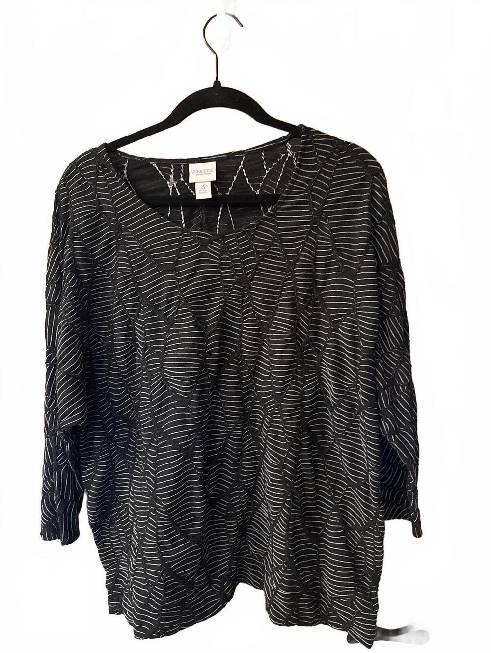 Chico’s Women's Size 3 Black and White Patterned Long Sleeve Blouse Size 3X